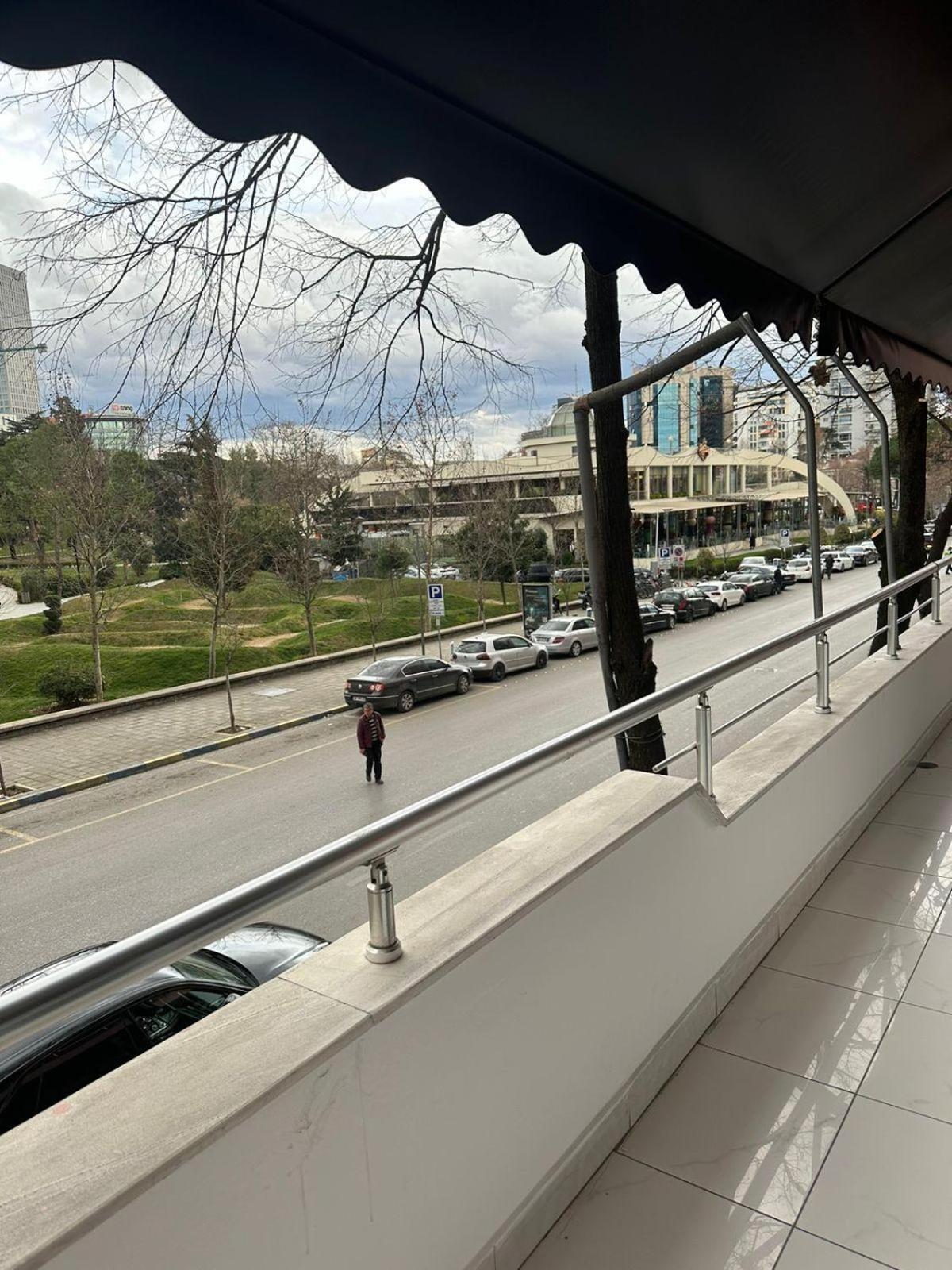 Park View Central Apartment
